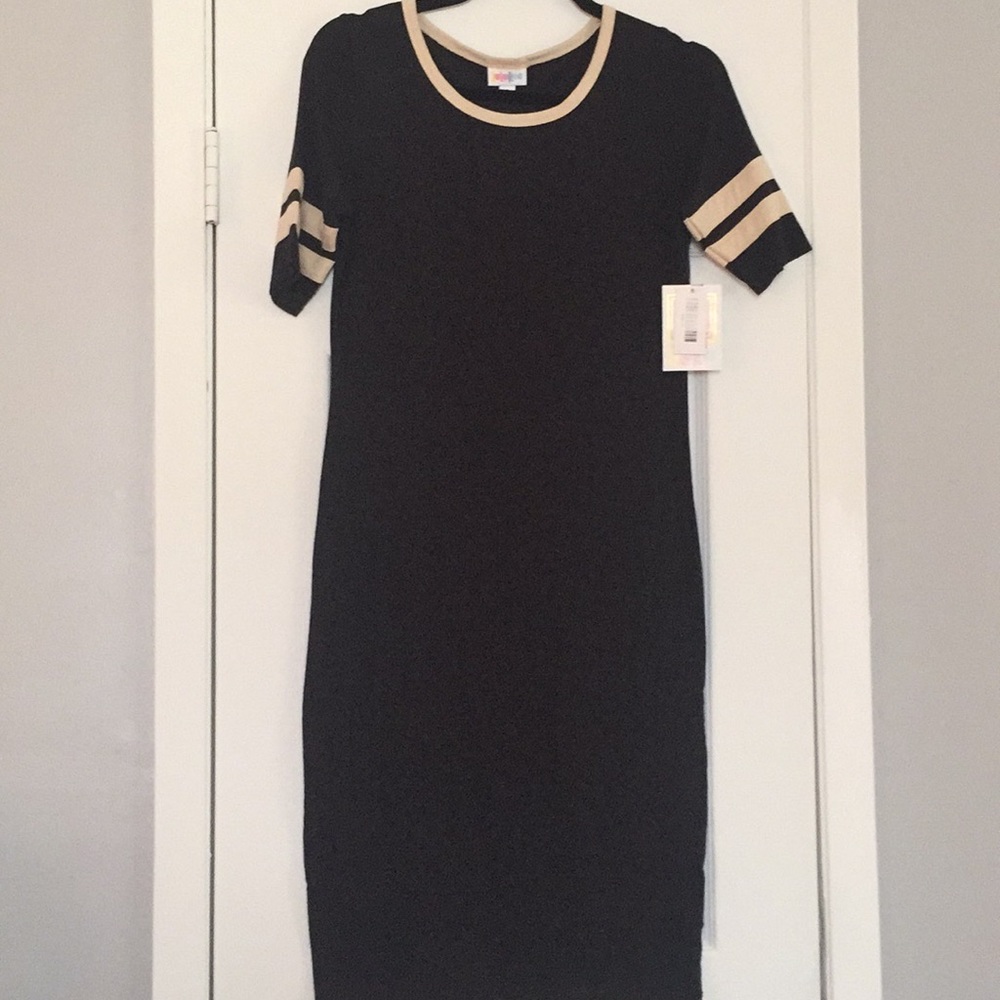 New Lularoe Julia